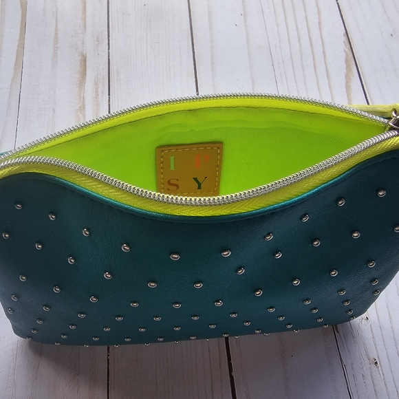 Ipsy glam bag, bag only, make-up cosmetic bag, accessory bag - Picture 4 of 4